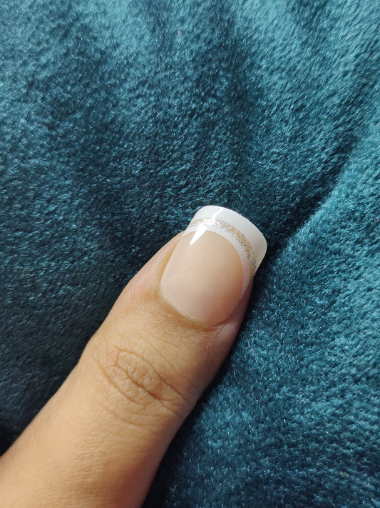 French Nails- Cream
(Short Square with Silver Glitter)
